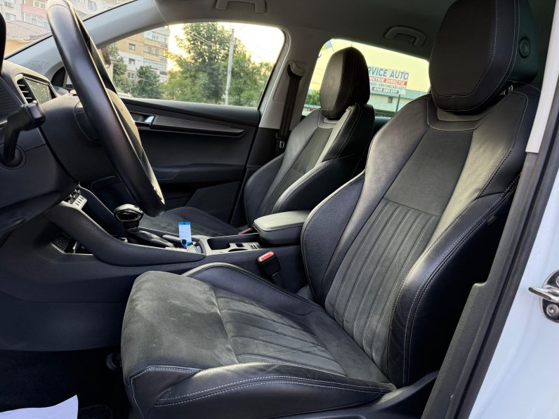 
								SKODA KAROQ / 2020 / AUTOMATĂ / COCKPIT full									