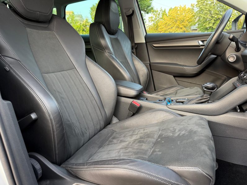 
								SKODA KAROQ / 2020 / AUTOMATĂ / COCKPIT full									