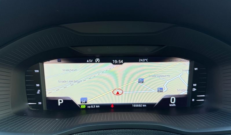 
								SKODA KAROQ / 2020 / AUTOMATĂ / COCKPIT full									