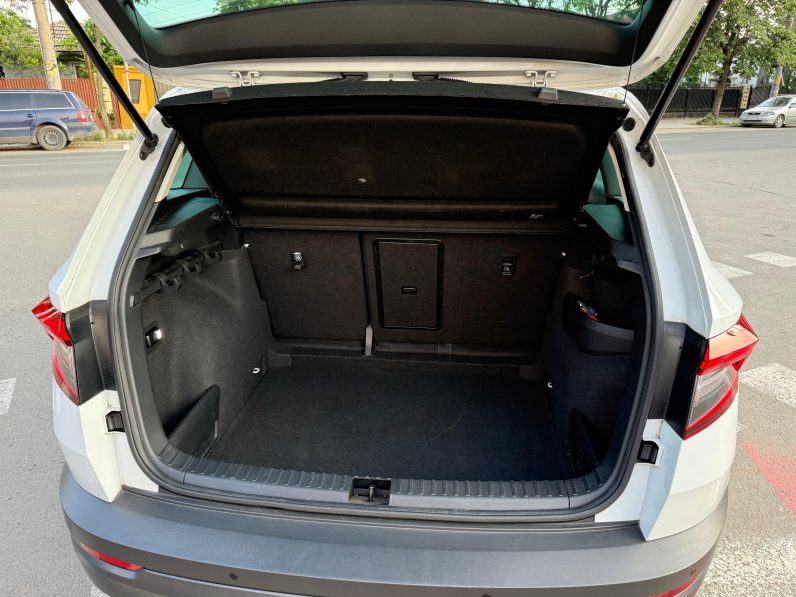 
								SKODA KAROQ / 2020 / AUTOMATĂ / COCKPIT full									