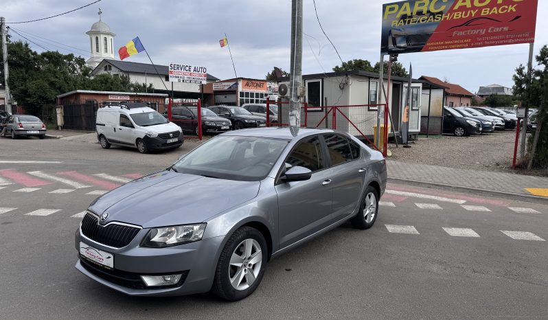 
								SKODA OCTAVIA / BENZINĂ / full									