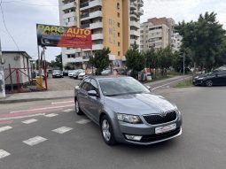 SKODA OCTAVIA / BENZINĂ /
