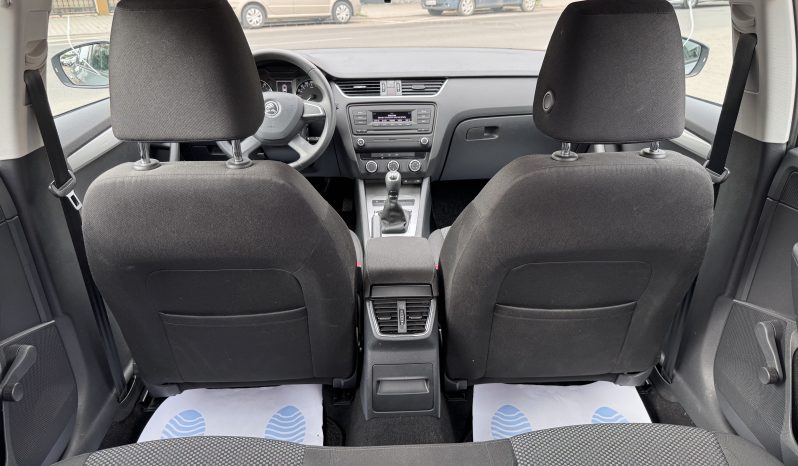 
								SKODA OCTAVIA / BENZINĂ / full									