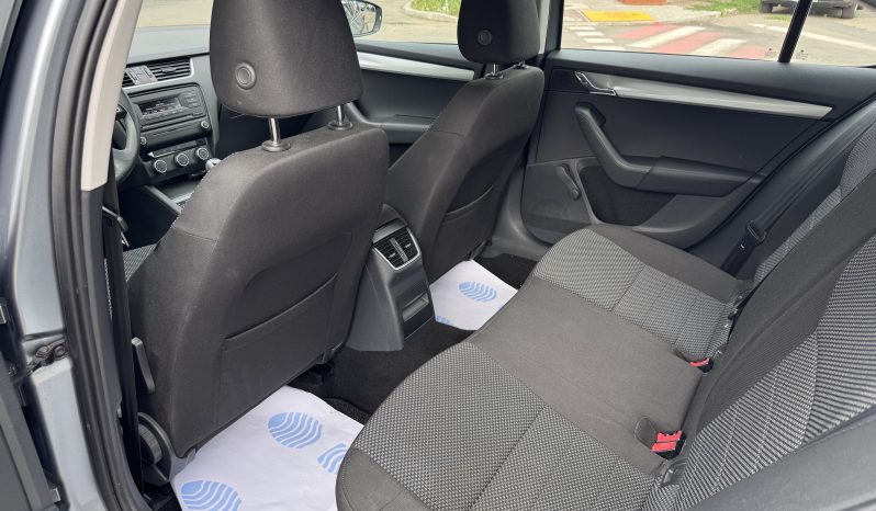 
								SKODA OCTAVIA / BENZINĂ / full									