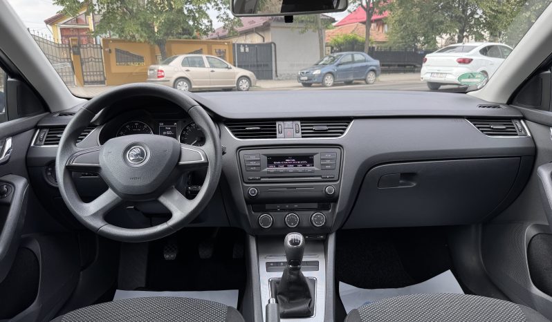 
								SKODA OCTAVIA / BENZINĂ / full									