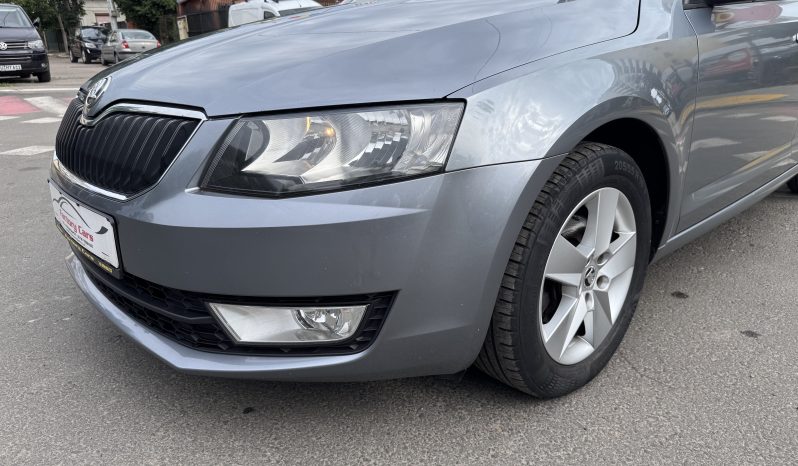 
								SKODA OCTAVIA / BENZINĂ / full									
