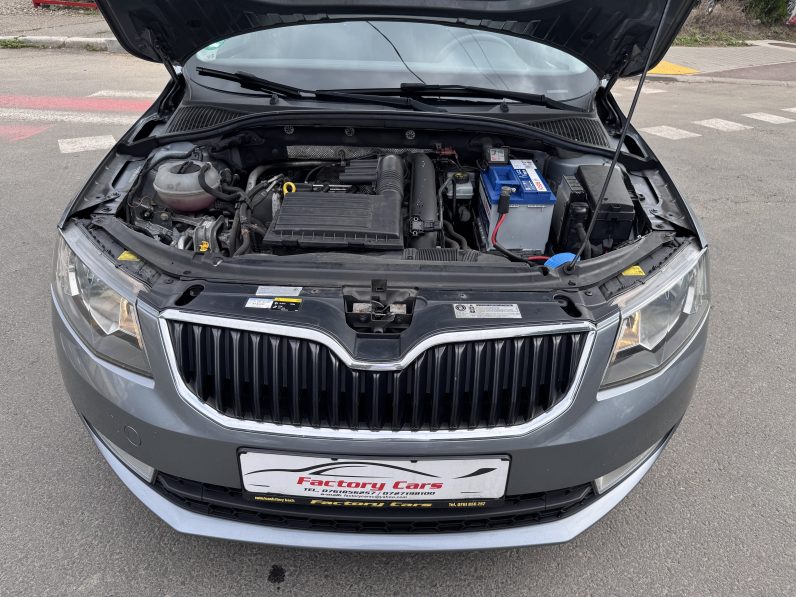 
								SKODA OCTAVIA / BENZINĂ / full									