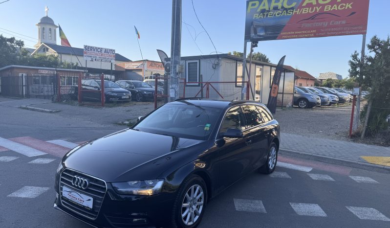 
								AUDI A4 / 2,0 D / AN 2013 / Navigatie full									