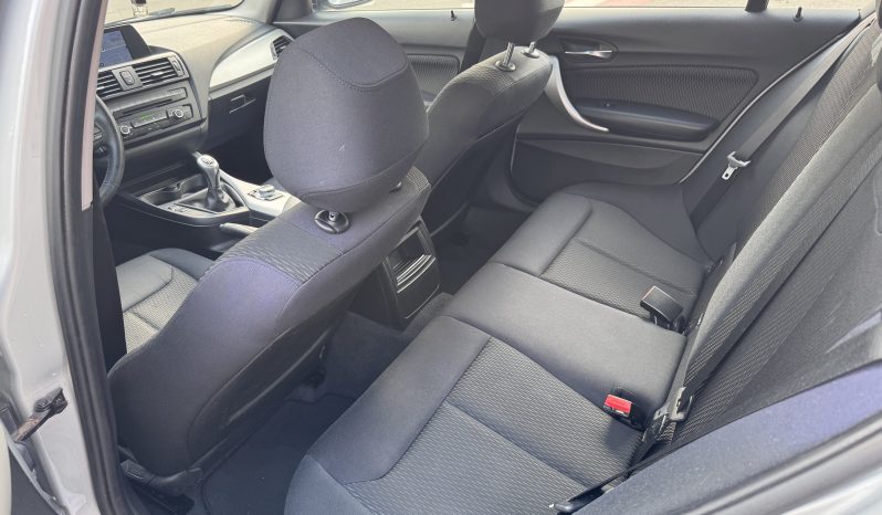 
								BMW SERIA 1 / 1,6 BENZINA / NAVIGAȚIE full									