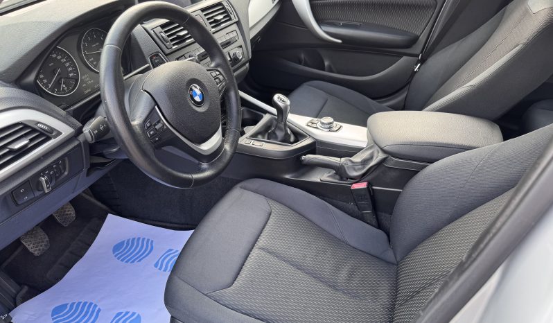 
								BMW SERIA 1 / 1,6 BENZINA / NAVIGAȚIE full									