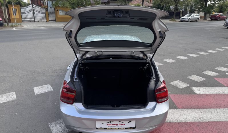 
								BMW SERIA 1 / 1,6 BENZINA / NAVIGAȚIE full									