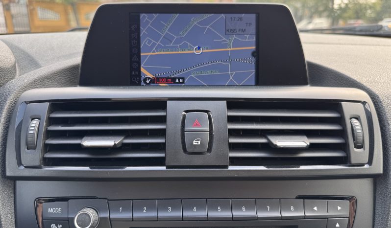 
								BMW SERIA 1 / 1,6 BENZINA / NAVIGAȚIE full									