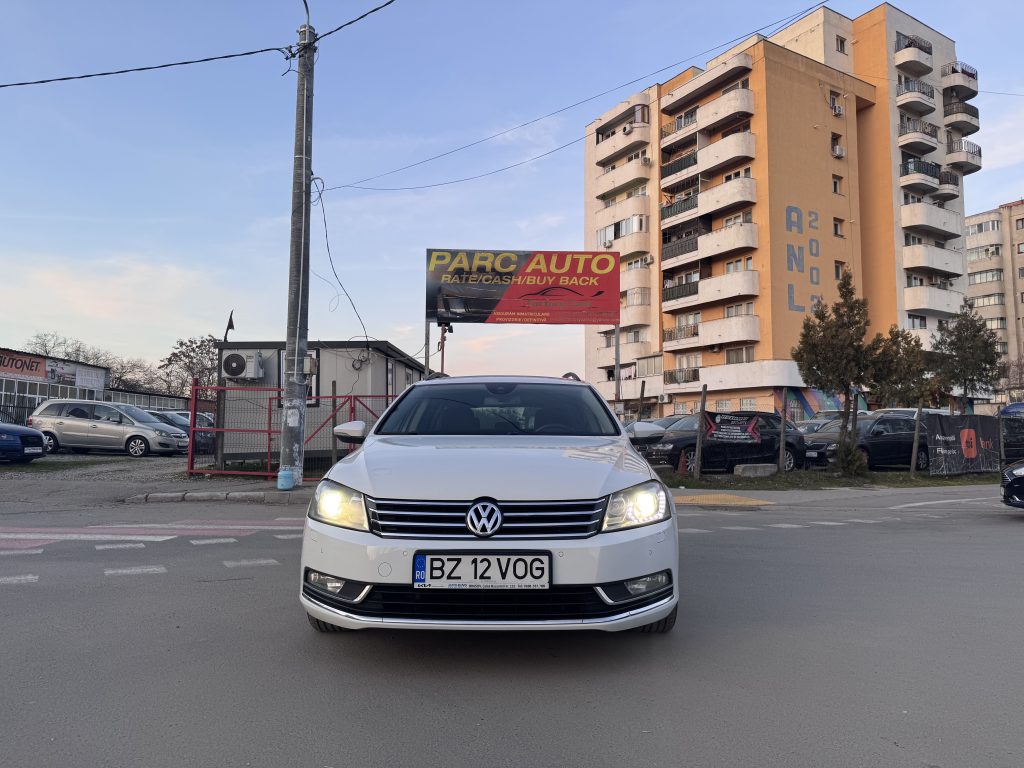 VW PASSAT / AN 2015 / 2,0 D / CUTIE AUTOMATA