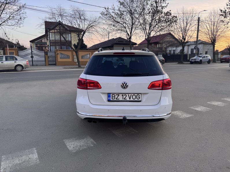 
								VW PASSAT / AN 2015 / 2,0 D / CUTIE AUTOMATA full									