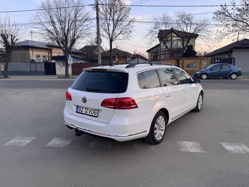 
								VW PASSAT / AN 2015 / 2,0 D / CUTIE AUTOMATA full									