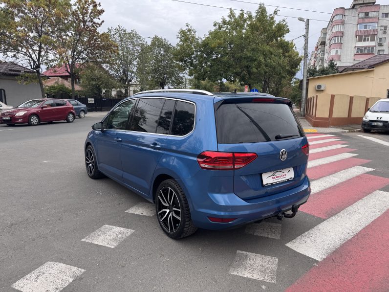 
								VW TOURAN / AN 2016 / 1,6 D / EURO 6 / CUTIE AUTOMATA/ 7 LOCURI full									