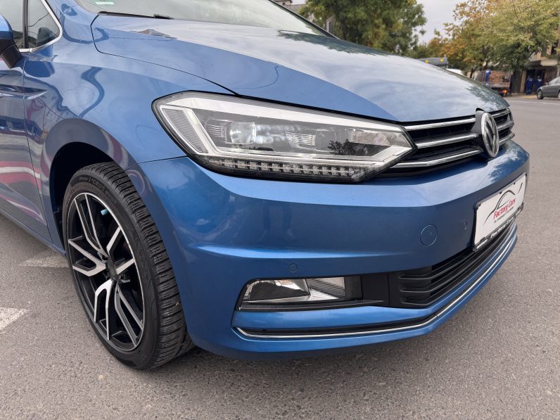 
								VW TOURAN / AN 2016 / 1,6 D / EURO 6 / CUTIE AUTOMATA/ 7 LOCURI full									