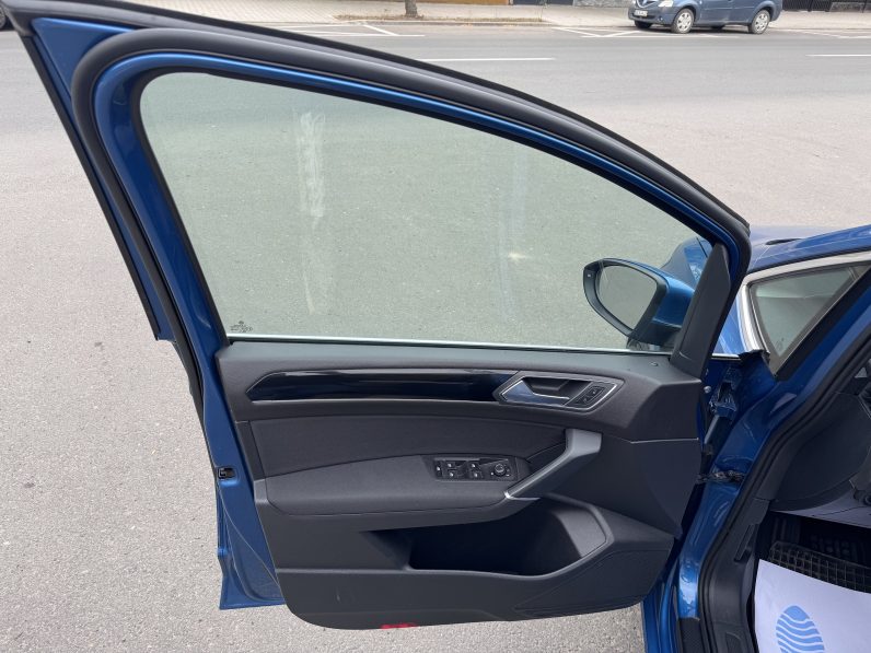 
								VW TOURAN / AN 2016 / 1,6 D / EURO 6 / CUTIE AUTOMATA/ 7 LOCURI full									