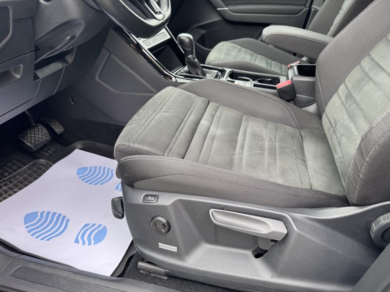 
								VW TOURAN / AN 2016 / 1,6 D / EURO 6 / CUTIE AUTOMATA/ 7 LOCURI full									