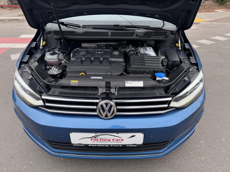 
								VW TOURAN / AN 2016 / 1,6 D / EURO 6 / CUTIE AUTOMATA/ 7 LOCURI full									