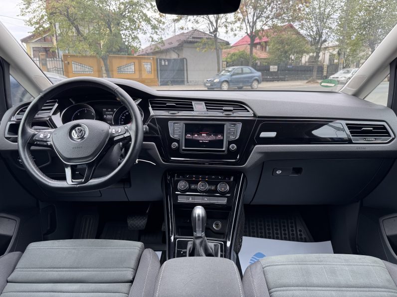 
								VW TOURAN / AN 2016 / 1,6 D / EURO 6 / CUTIE AUTOMATA/ 7 LOCURI full									