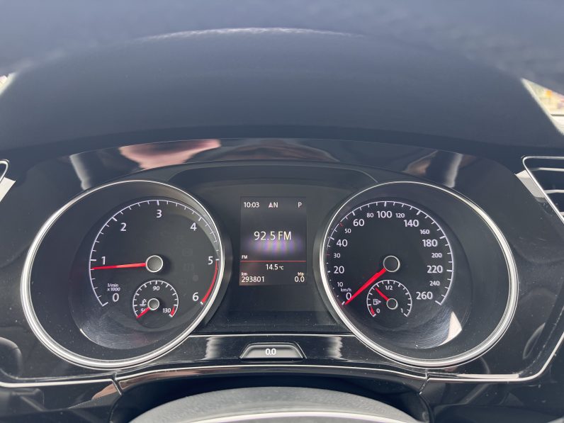 
								VW TOURAN / AN 2016 / 1,6 D / EURO 6 / CUTIE AUTOMATA/ 7 LOCURI full									