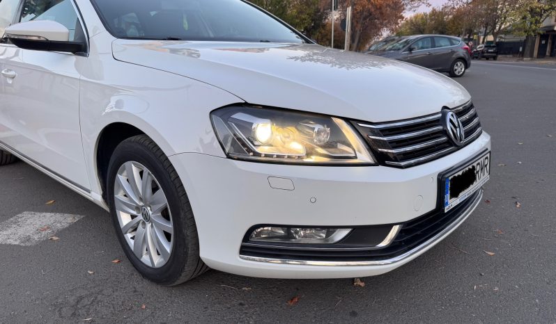 
								VW PASSAT / AN 2015 / 2,0 D / CUTIE AUTOMATA full									