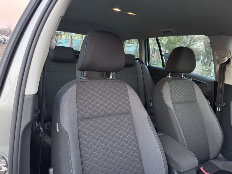 
								VW GOLF 7 / AN 2019 / 1,6 D full									