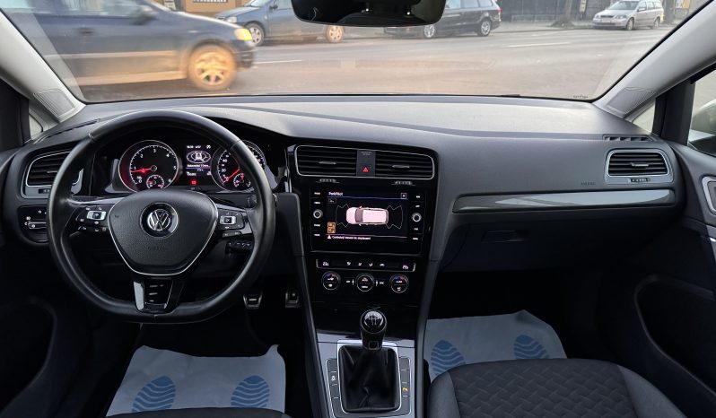 
								VW GOLF 7 / AN 2019 / 1,6 D full									