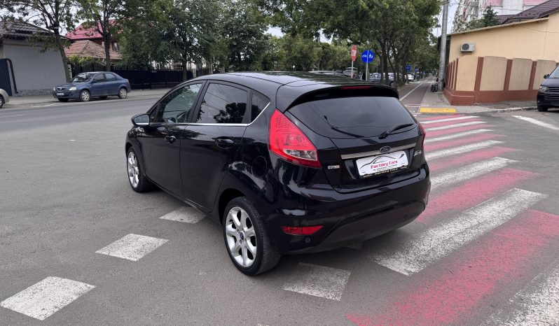 
								FORD FIESTA TITANIUM / AN 2009 / 1,6 D full									