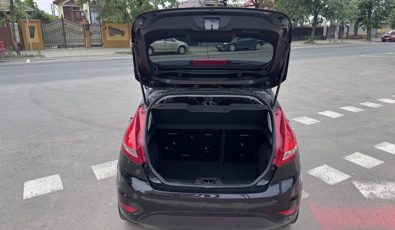 
								FORD FIESTA TITANIUM / AN 2009 / 1,6 D full									