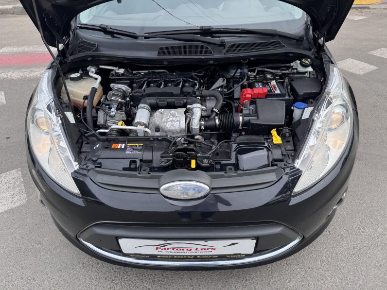 
								FORD FIESTA TITANIUM / AN 2009 / 1,6 D full									