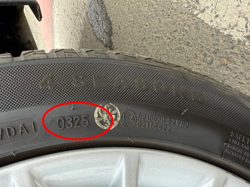 
								BMW Seria 3 / An 2012 / 2,0 D / Cutie automata full									
