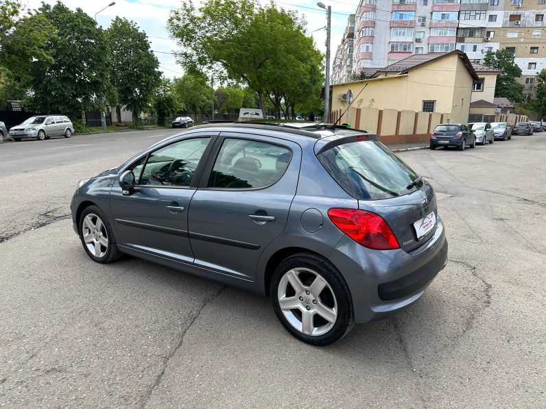 
								PEUGEOT 2006/CLIMATRONIC/TRAPA/BENZINA full									