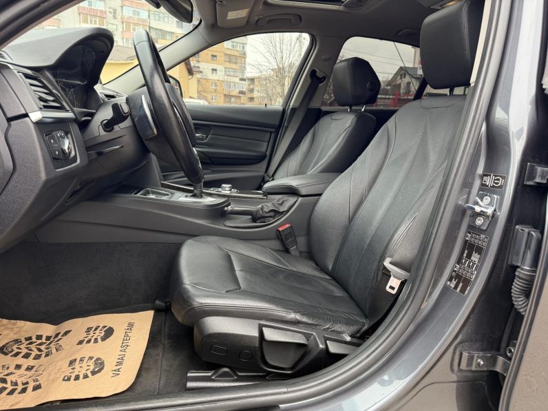 
								BMW Seria 3 / An 2012 / 2,0 D / Cutie automata full									