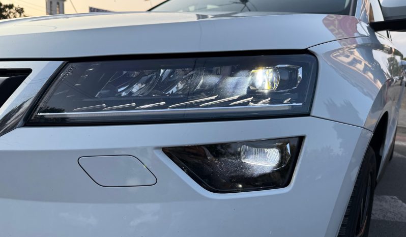 
								SKODA KAROQ / 2020 / AUTOMATĂ / COCKPIT full									