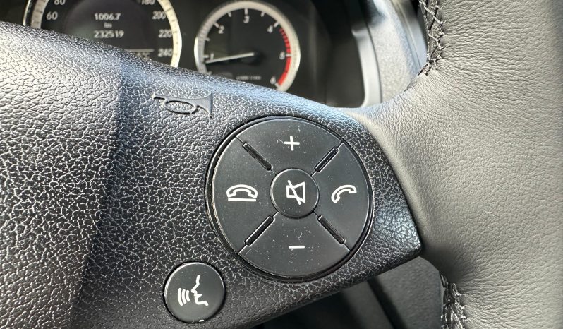 
								MERCEDES BENZ C-CLASS full									