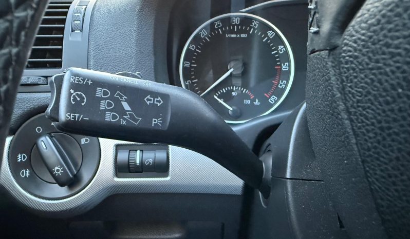 
								SKODA OCTAVIA / BI-XENON / 1,6 D full									