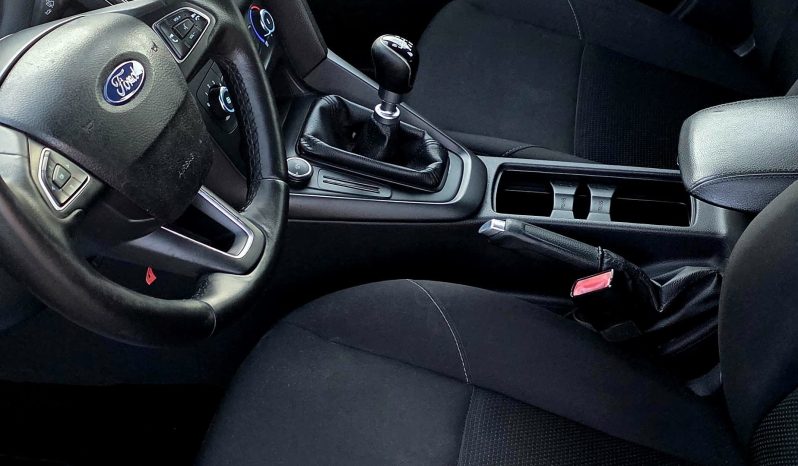 
								Ford Focus / An 2015 / Euro 5 / 1,6 D full									