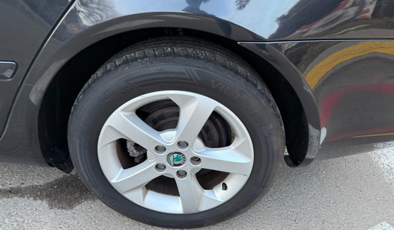 
								SKODA OCTAVIA / BI-XENON / 1,6 D full									