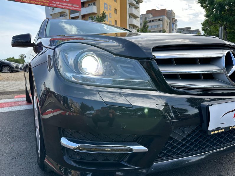 
								MERCEDES BENZ C-CLASS full									