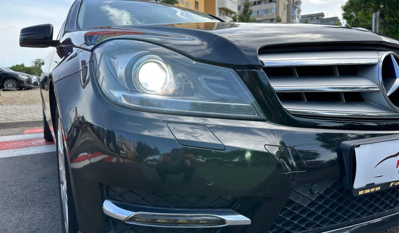 
								MERCEDES BENZ C-CLASS full									