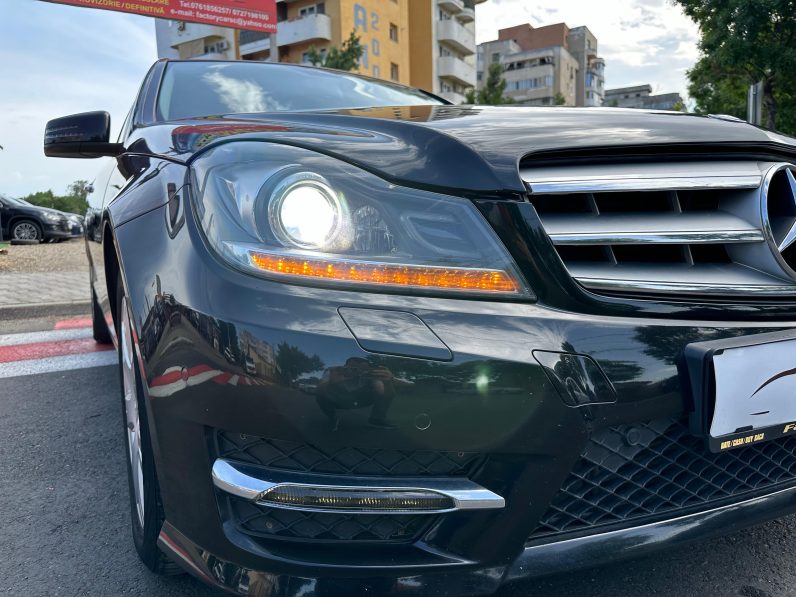 
								MERCEDES BENZ C-CLASS full									