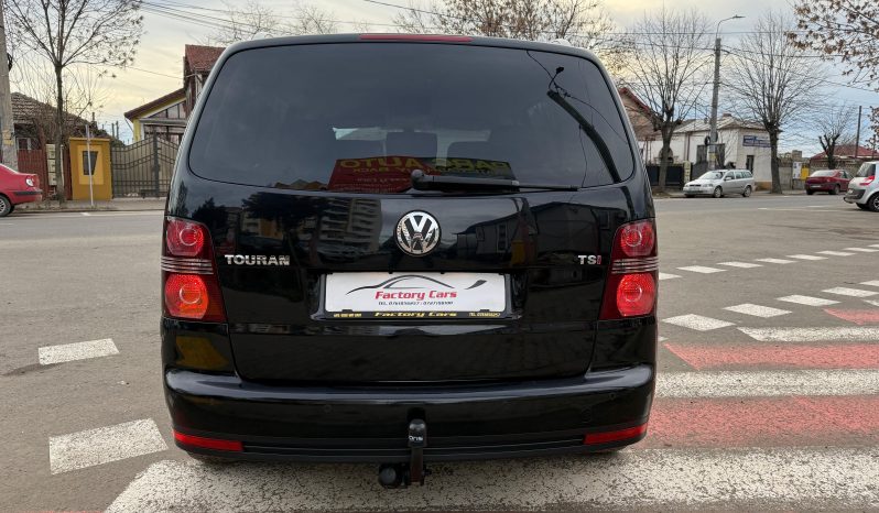 
								VW TOURAN / AN 2009 / BENZINĂ 7 LOCURI full									