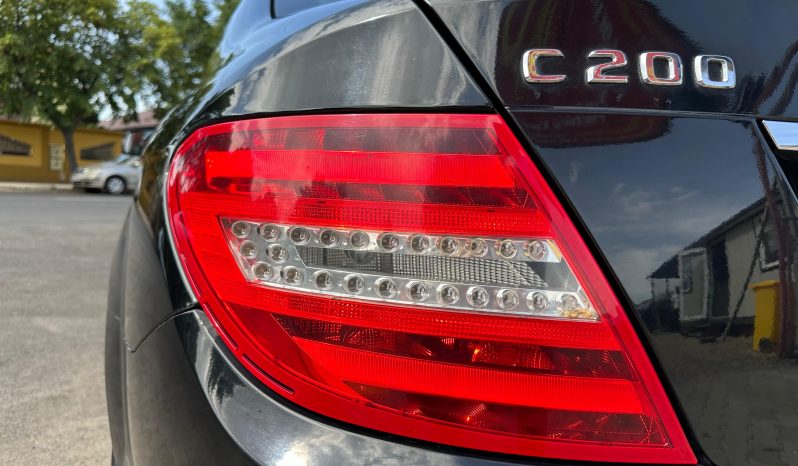 
								MERCEDES BENZ C-CLASS full									
