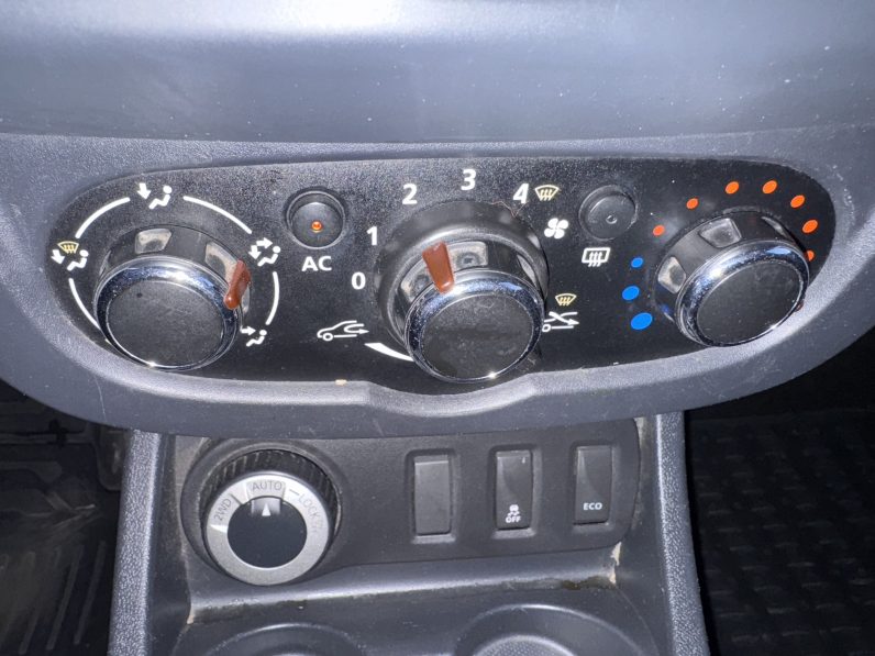 
								Dacia Duster / 2014 / 4×4 / 1,5 D full									