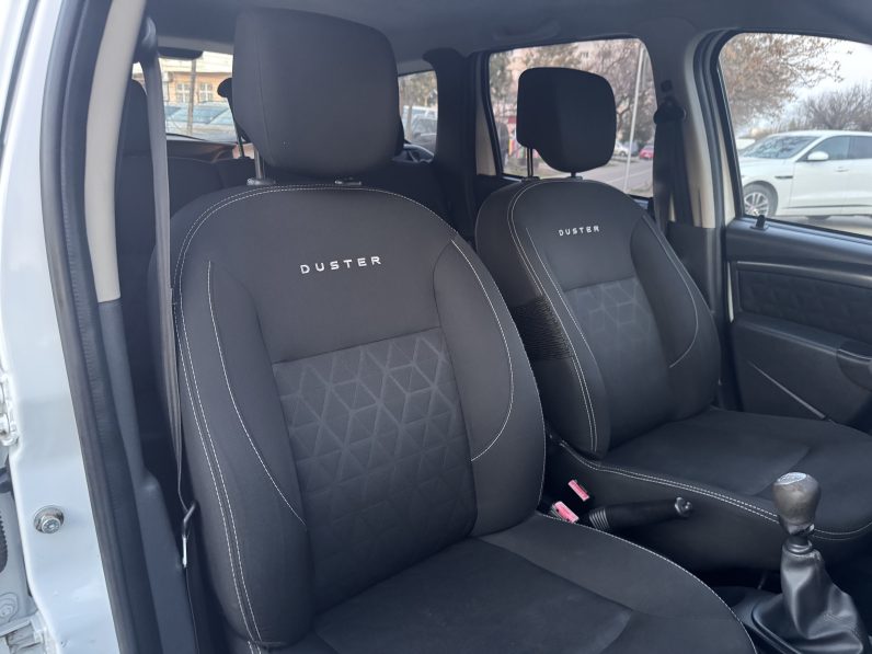 
								Dacia Duster / 2014 / 4×4 / 1,5 D full									