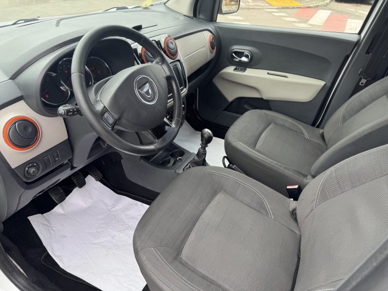 
								DACIA LODGY/ AN 2012 \1,5 D / EURO 5 / 7 LOCURI full									