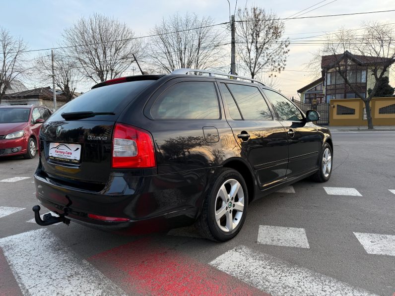 
								SKODA OCTAVIA / BI-XENON / 1,6 D full									