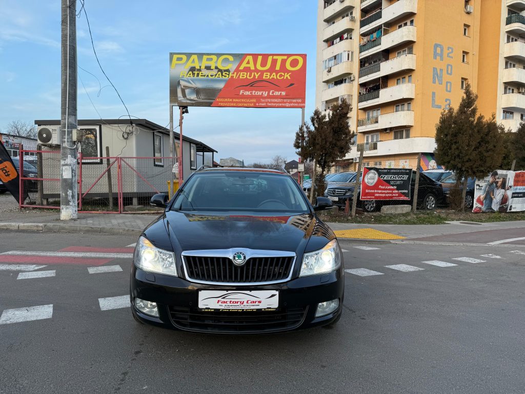 SKODA OCTAVIA / BI-XENON / 1,6 D